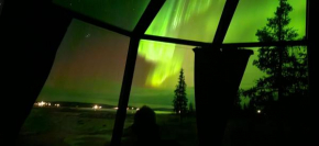 Aurora River Camp Glass igloos & cabins, Kiruna